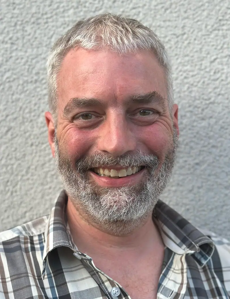 Yves Füchter, Porträt